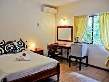 Lime Hill Lodge Anse aux Pins Luaran gambar